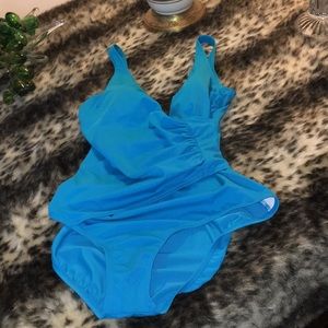 🌺Turqouise One Piece Bathing Suit🌺